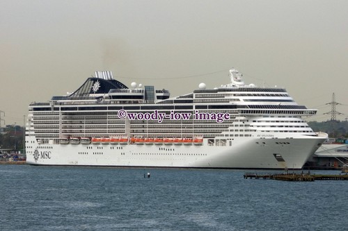 Rw0136 msc cruise - cruise, liner