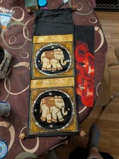 Arazzo elefante ricamato