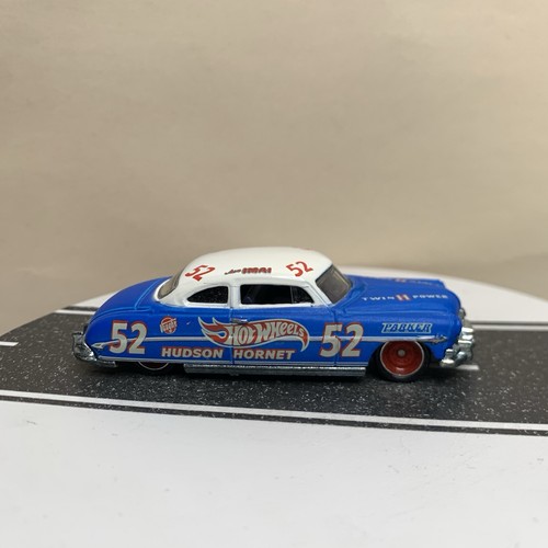 Hot wheels boulevard - hot,