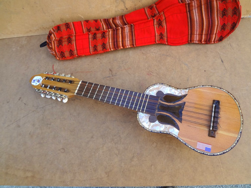Charango autentico fatto - fatto, a