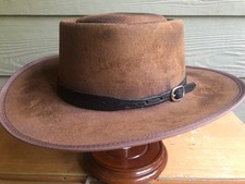 CAPPELLO COWBOY CLINT EASTWOOD