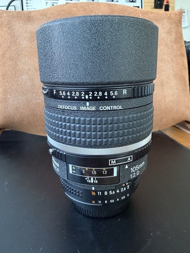 Nikon nikkor 105 - nikon,