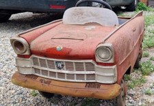 Macchina a pedali Giocattolo Vintage anni 60 