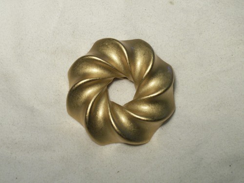 Vintage trifari color oro - vintage,