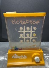 Giochi d'acqua vintage Tomy Waterfuls. Tic Tac Toe Milton Bradley