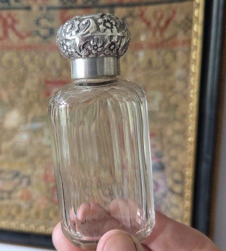 Bottiglia profumo vetro - profumo, in