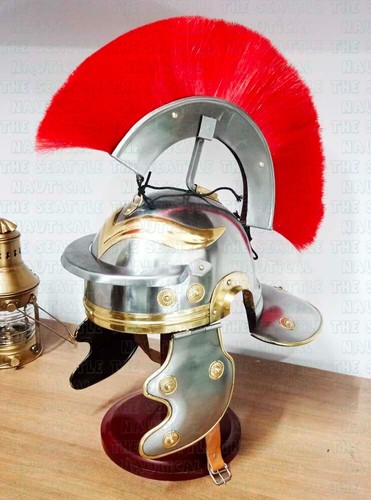 Elmetto romano centurione
