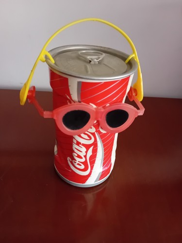 Lattina coca cola - che, la