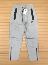 Nike Tech Woven Taper