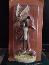 Wile E. Coyote Figurine +