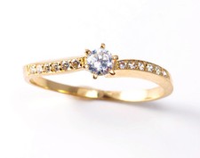 9ct Oro Giallo Solitario &