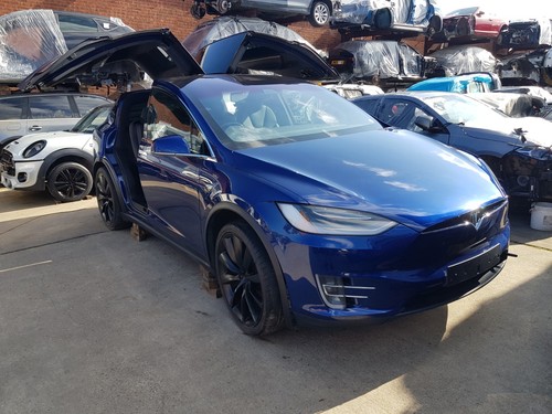 Tesla model long - long, range