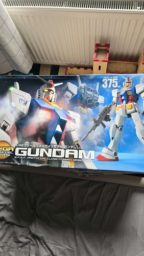 Mega gundam 1 - mega,