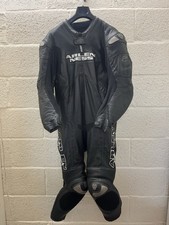 Tuta in pelle da moto Arlen