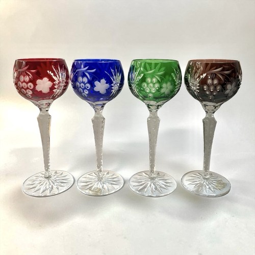 Set bicchieri vino - 4,