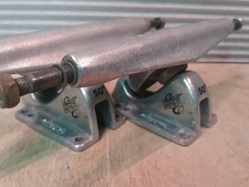 2 Gullwing  10" - 50° Charger