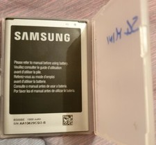 BATTERIA S4 MINI ORIGINALE SAMSUNG usata Ma buone condizioni con custodia 