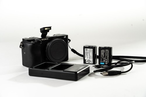 Fotocamera sony a6300 - sony, con
