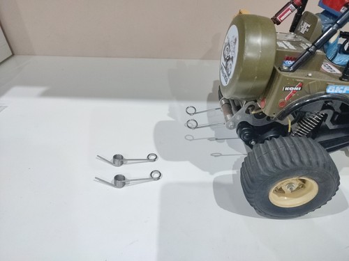 Rear wheelie springs - rear,