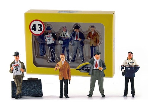 Figurine dipinte mans - figurine, le