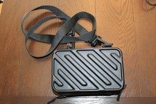 Zara Borsetta Gommata Nera