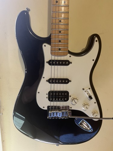 Fender stratocaster 2008 - fender, mim