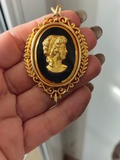 Ciondolo cammeo vintage