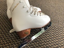 Risport Ice Skates (Size 225)