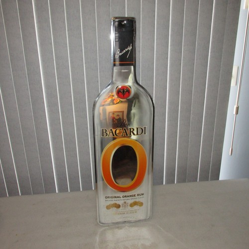 Bacardi bottiglia insegna - bottiglia,