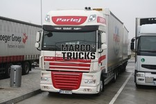 Foto camion DAF XF 105 460 telone rimorchio Polonia bianco Parlej, Super S #c6fq