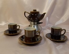 "Caffettiera Letizia, da tre con 3 tazzine con piattino: in porcellana L&M Wh