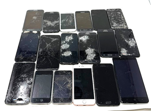 Lotto smartphone rotti per - 18,
