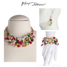 Set orecchini/bracciale e