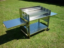 BARBECUE A LEGNA E CARBONELLA