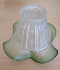 Antico Paralume in vetro soffiato verde Liberty tulip per lampade o appliques