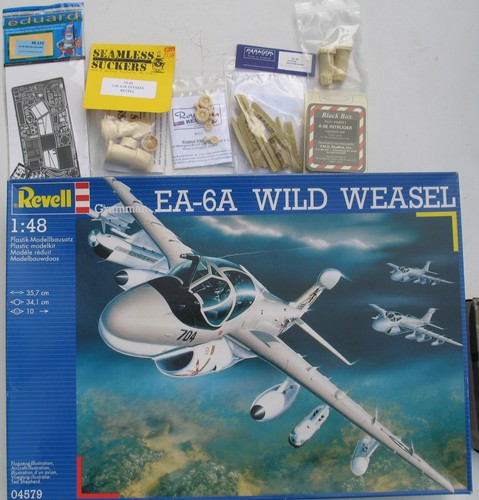 Revell wild weases - revell,