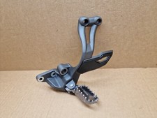 Triumph Tiger 1200 XCA poggiapiedi pilota anteriore sinistro piolo e appendiabiti 2018 - 2021