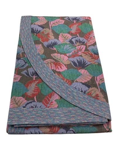 Copriletto jacquard letto