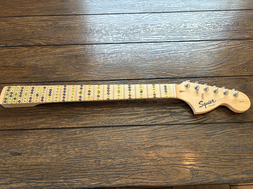 Squier fender stratocaster - squier, by