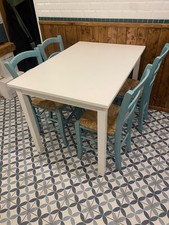 tavoli e sedie interni