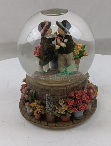Westland snow globe - globe, music