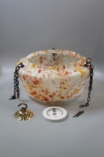 Varietà di favolose lampade vintage in vetro e paralumi a sospensione