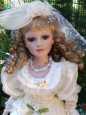 Bambola da collezione in