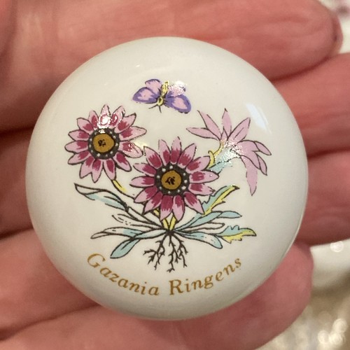 Tiranti cassetti ceramica