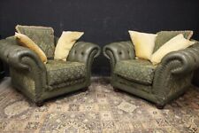 Coppia double Poltrona club Chesterfield / Chester / pelle verde oliva / tessuto