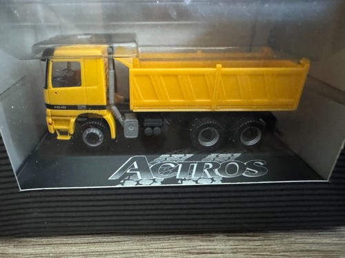 Herpa mercedes benz - mercedes, actros