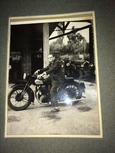 Moto photo homme sur une - sur,