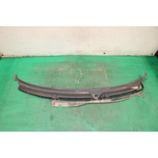GRIGLIA TRA COFANO E PARABREZZA PER VOLKSWAGEN GOLF 4A SERIE (98-03) 1.6 8V 1998