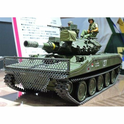 Tamiya 35365 airborne tank - us,