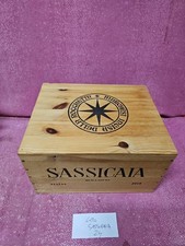Sassicaia 2010cassa di legno vuota  da 6 bottiglie con fascette